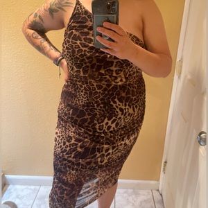One shoulder leopard dress